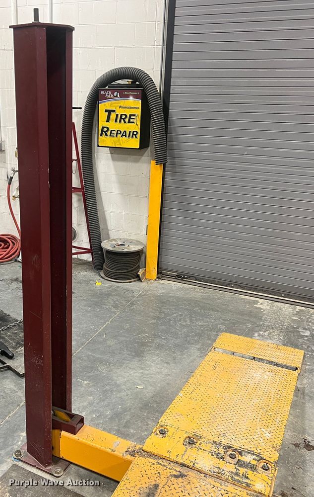 image for item JU9676 Mohawk TR-25A  four post automotive lift