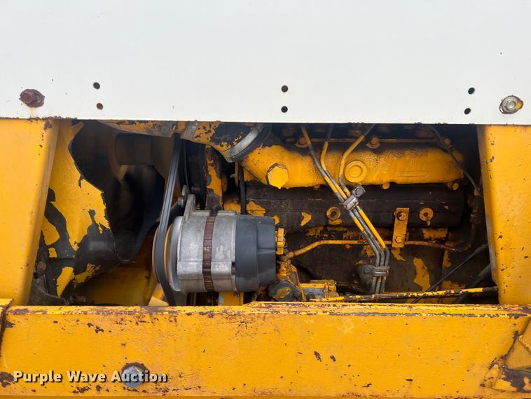 image for item JU9679 International Harvester 4500B  forklift