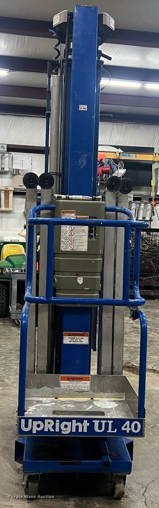 image for item JU9685 Up Right UL40  vertical lift