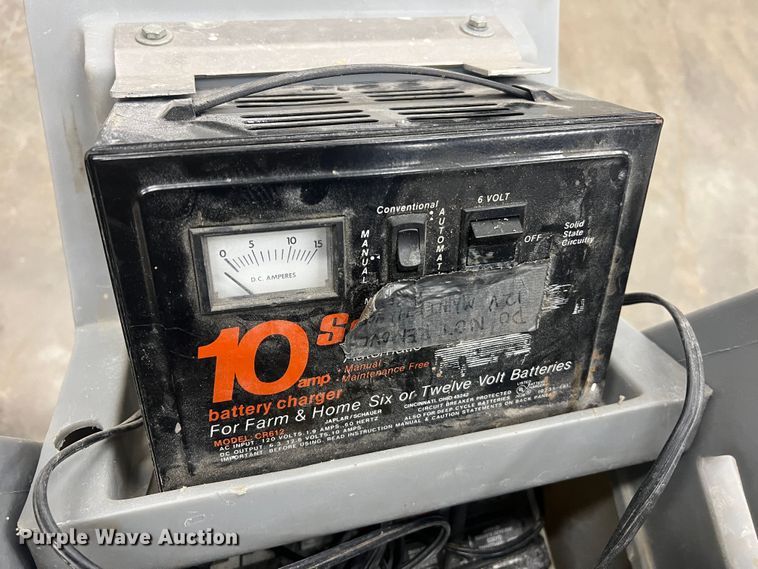 image for item JU9685 Up Right UL40  vertical lift