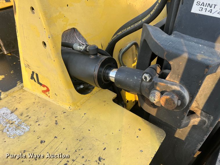 image for item JU9686 Hyster H80XL  forklift