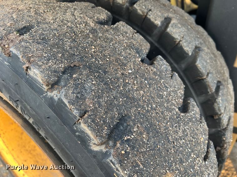 image for item JU9686 Hyster H80XL  forklift