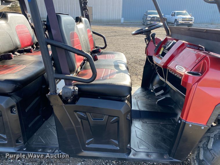 image for item JW9201 2010 Polaris Ranger Crew  utility vehicle