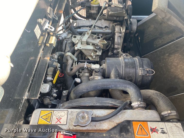 image for item JW9498 2013 Cushman Haulster  utility vehicle