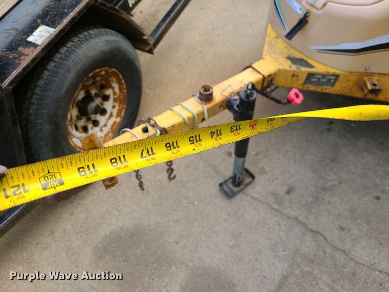 image for item JW9751 2007 Vermeer BC600XL  wood chipper