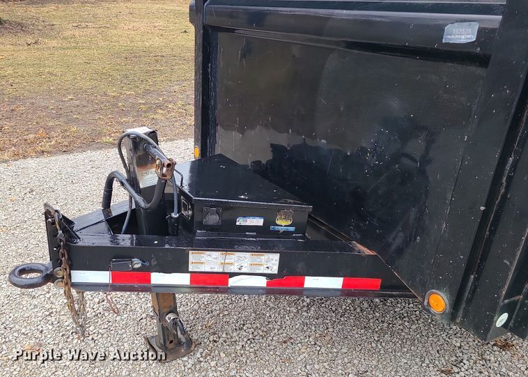 image for item JW9756 2018 Load Trail  dump trailer