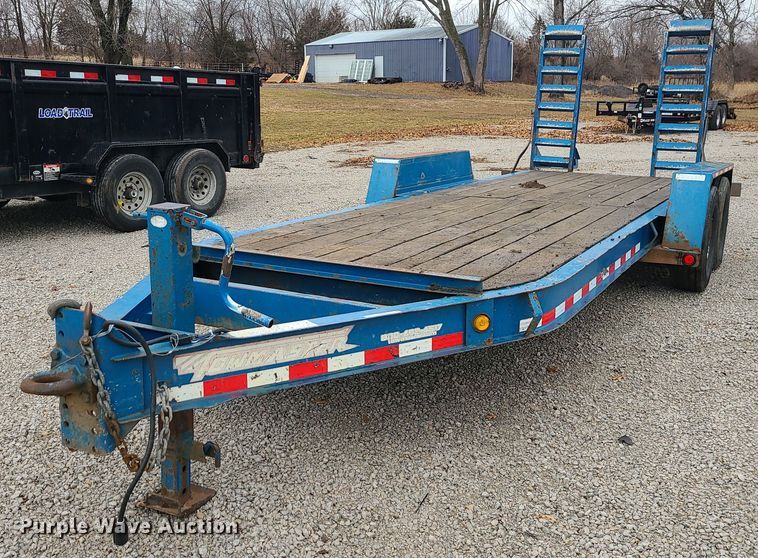 image for item JW9757 2015 Towmaster  equipment trailer