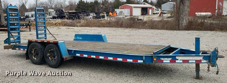 image for item JW9757 2015 Towmaster  equipment trailer