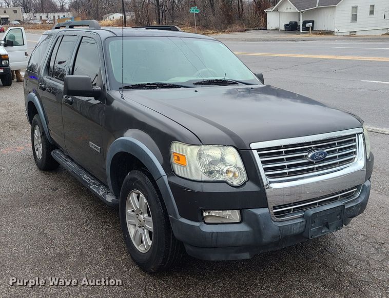 image for item JW9760 2007 Ford Explorer XLT  SUV