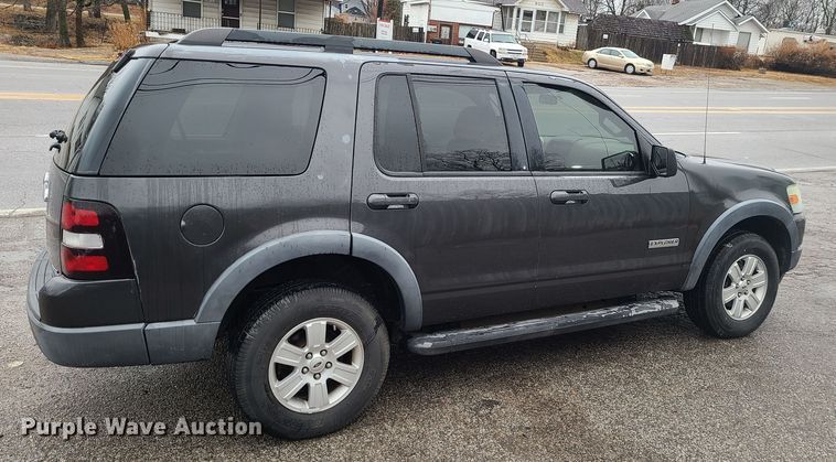 image for item JW9760 2007 Ford Explorer XLT  SUV