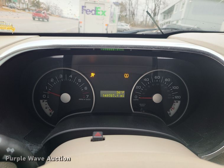 image for item JW9760 2007 Ford Explorer XLT  SUV