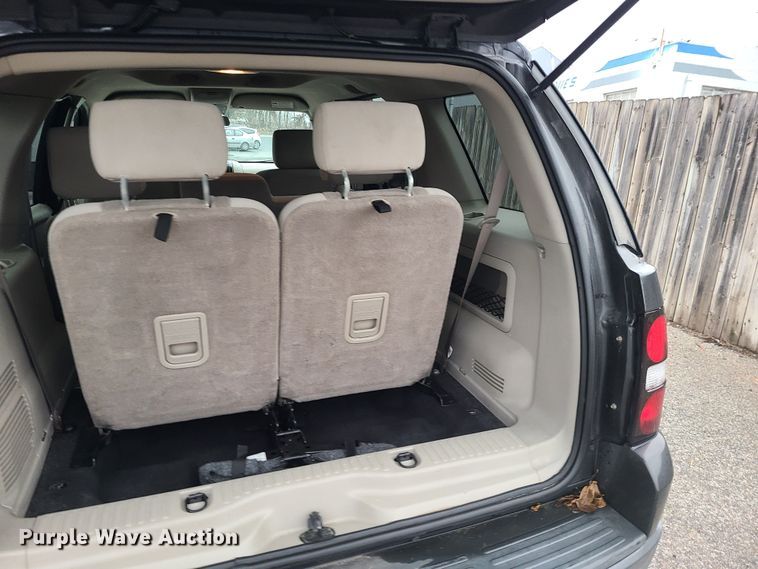 image for item JW9760 2007 Ford Explorer XLT  SUV