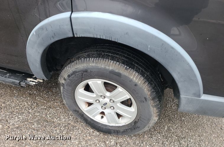 image for item JW9760 2007 Ford Explorer XLT  SUV