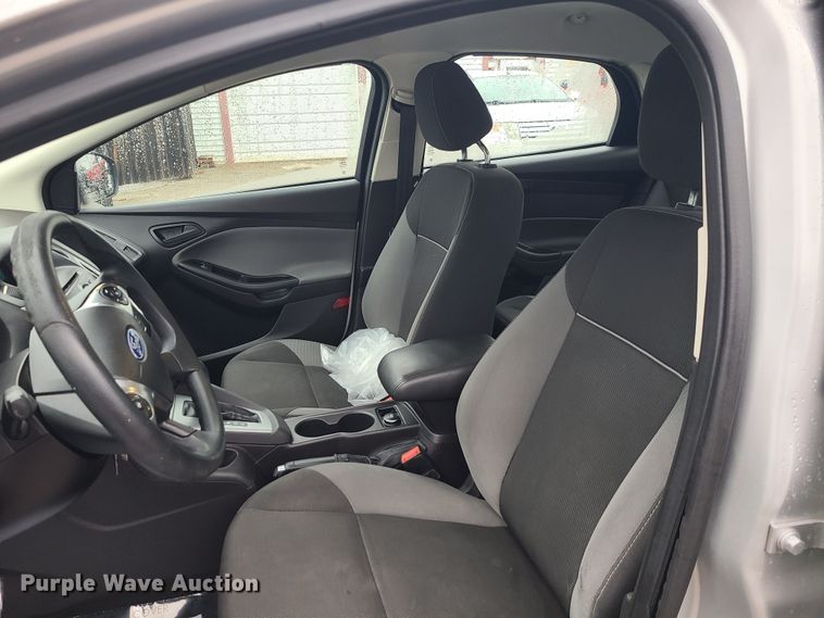 image for item JW9762 2012 Ford Focus SE