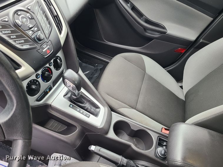 image for item JW9762 2012 Ford Focus SE