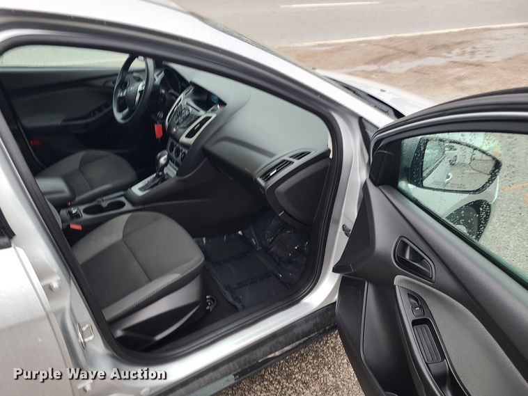 image for item JW9762 2012 Ford Focus SE