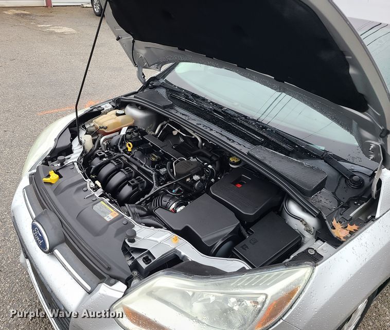 image for item JW9762 2012 Ford Focus SE