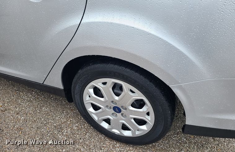 image for item JW9762 2012 Ford Focus SE