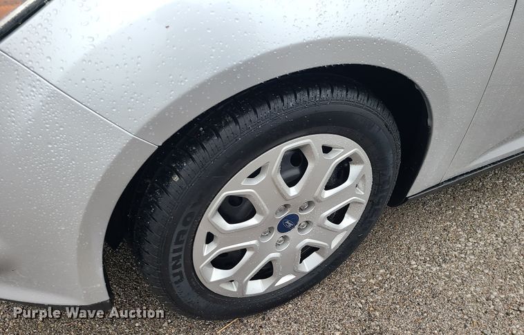 image for item JW9762 2012 Ford Focus SE