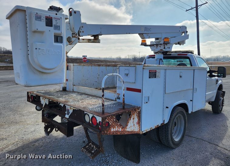 image for item KT9456 2008 Ford F450 Super Duty XL  bucket truck