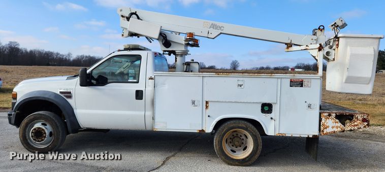 image for item KT9456 2008 Ford F450 Super Duty XL  bucket truck