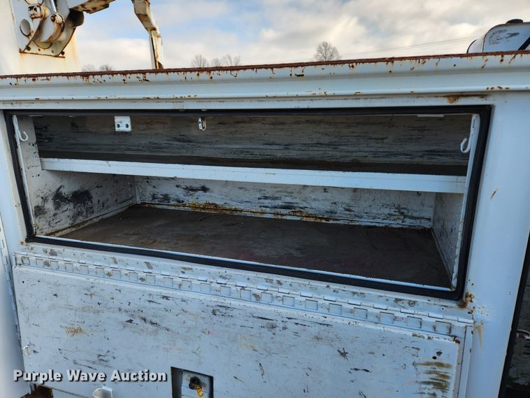 image for item KT9456 2008 Ford F450 Super Duty XL  bucket truck