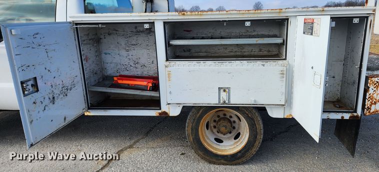 image for item KT9456 2008 Ford F450 Super Duty XL  bucket truck