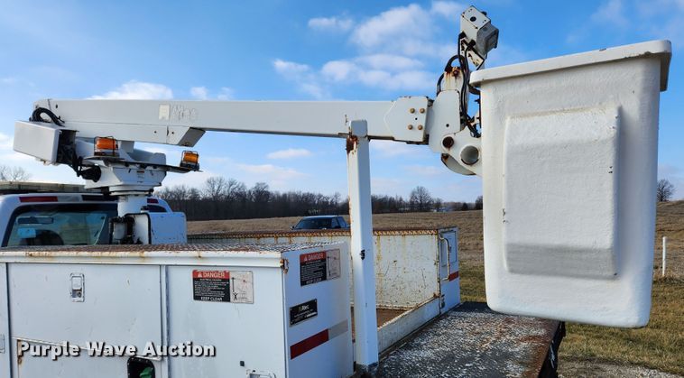 image for item KT9456 2008 Ford F450 Super Duty XL  bucket truck