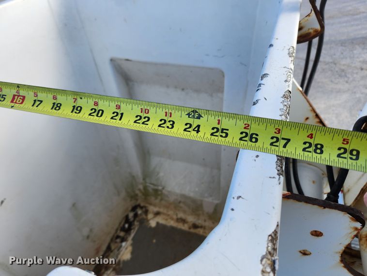 image for item KT9456 2008 Ford F450 Super Duty XL  bucket truck