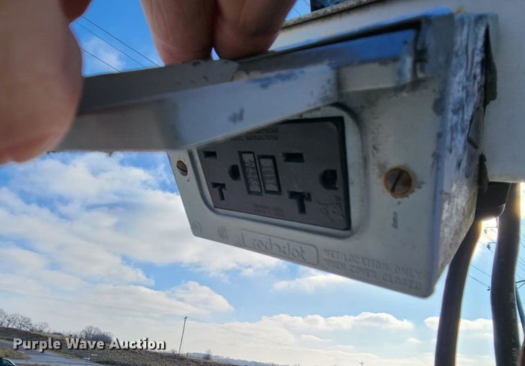 image for item KT9456 2008 Ford F450 Super Duty XL  bucket truck