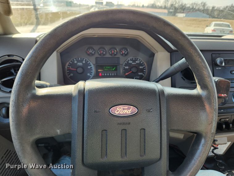 image for item KT9456 2008 Ford F450 Super Duty XL  bucket truck