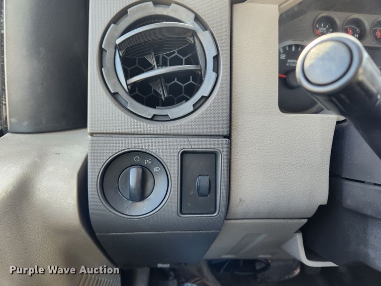 image for item KT9456 2008 Ford F450 Super Duty XL  bucket truck