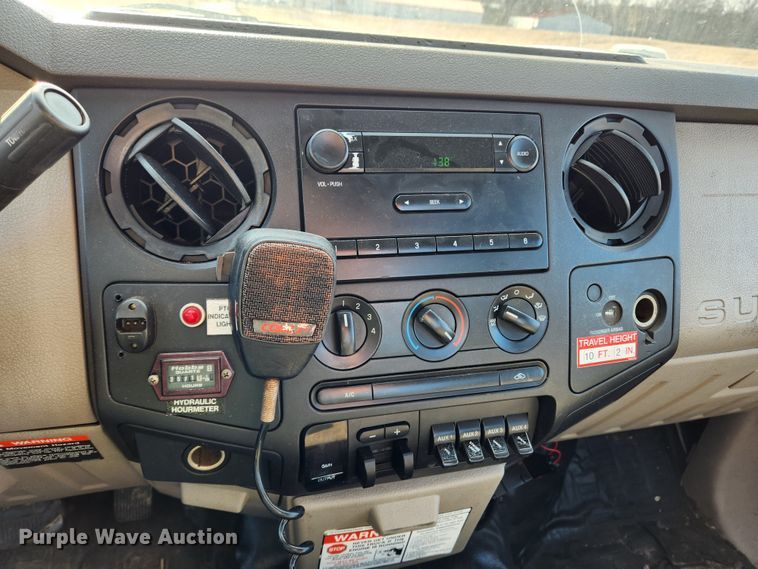 image for item KT9456 2008 Ford F450 Super Duty XL  bucket truck