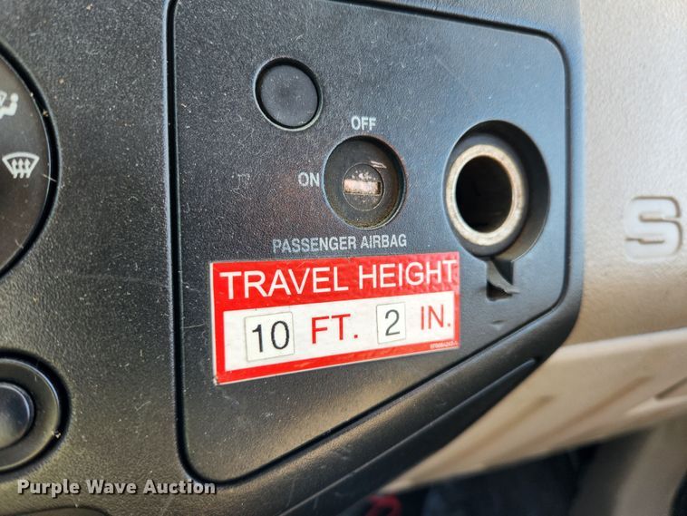 image for item KT9456 2008 Ford F450 Super Duty XL  bucket truck