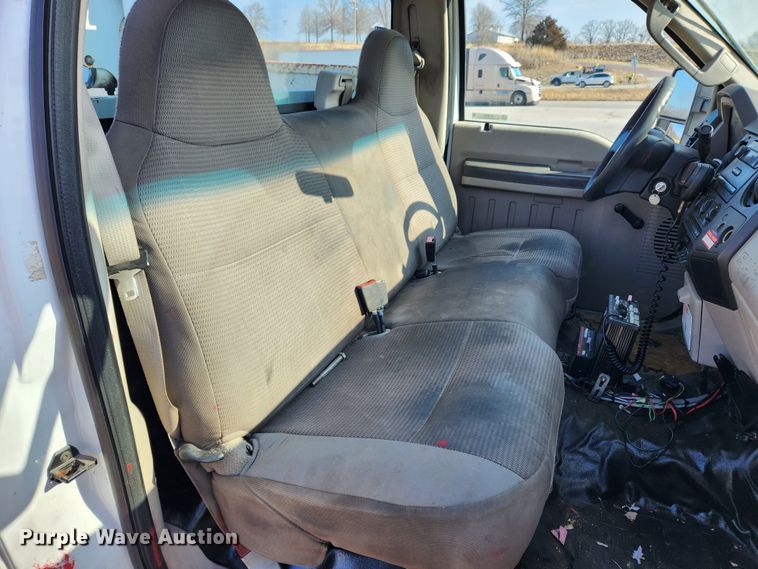 image for item KT9456 2008 Ford F450 Super Duty XL  bucket truck