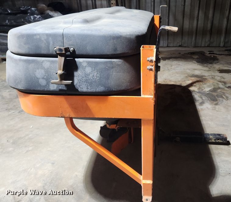 image for item KT9460 Buyers TGS05B  spreader