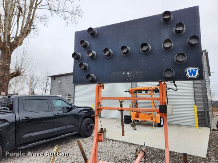 image for item KT9477 2007 Wanco WTSP arrow board trailer