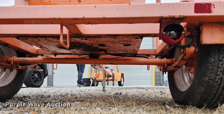 image for item KT9477 2007 Wanco WTSP arrow board trailer