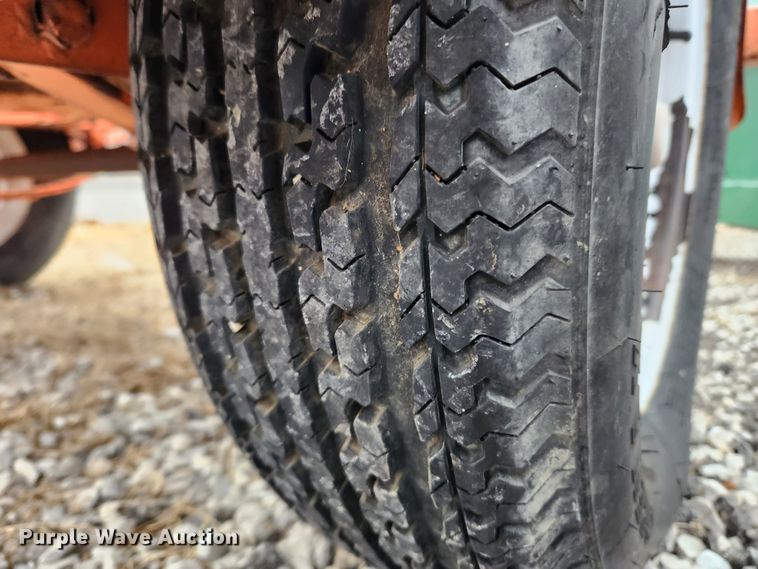 image for item KT9477 2007 Wanco WTSP arrow board trailer