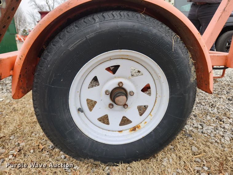 image for item KT9477 2007 Wanco WTSP arrow board trailer