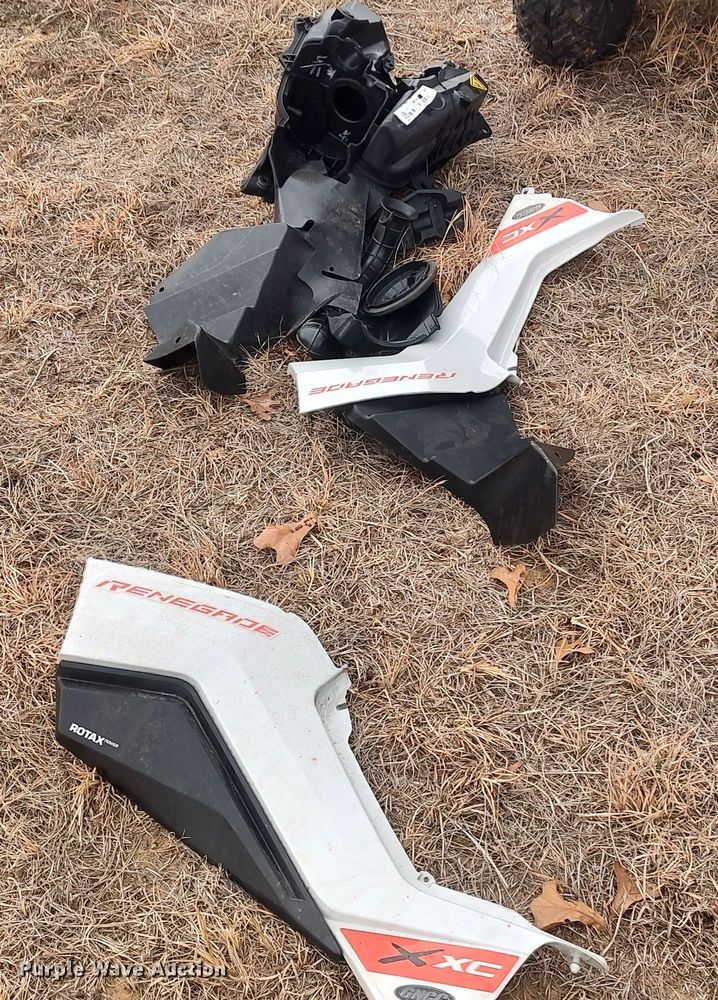 image for item LA9284 2022 Can-Am Renegade  ATV