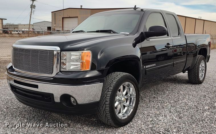 image for item LA9291 2009 GMC Sierra 1500  Ext. Cab pickup truck