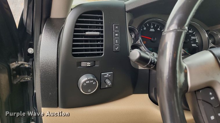 image for item LA9291 2009 GMC Sierra 1500  Ext. Cab pickup truck