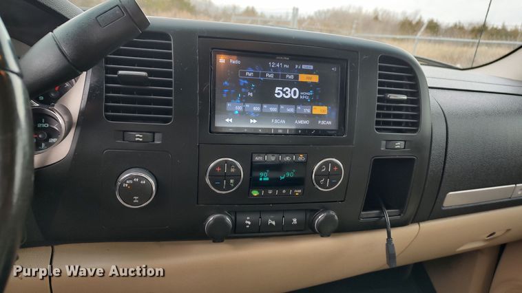 image for item LA9291 2009 GMC Sierra 1500  Ext. Cab pickup truck