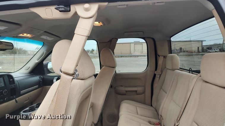 image for item LA9291 2009 GMC Sierra 1500  Ext. Cab pickup truck