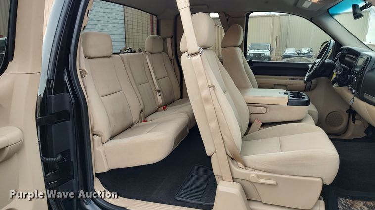 image for item LA9291 2009 GMC Sierra 1500  Ext. Cab pickup truck