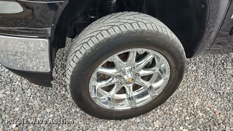 image for item LA9291 2009 GMC Sierra 1500  Ext. Cab pickup truck