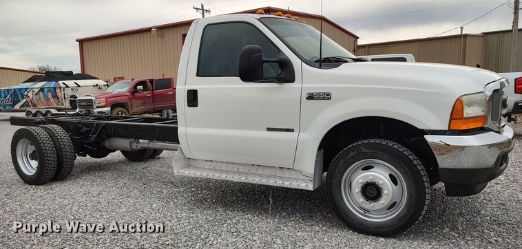 image for item LA9292 2001 Ford F550  truck cab and chassis