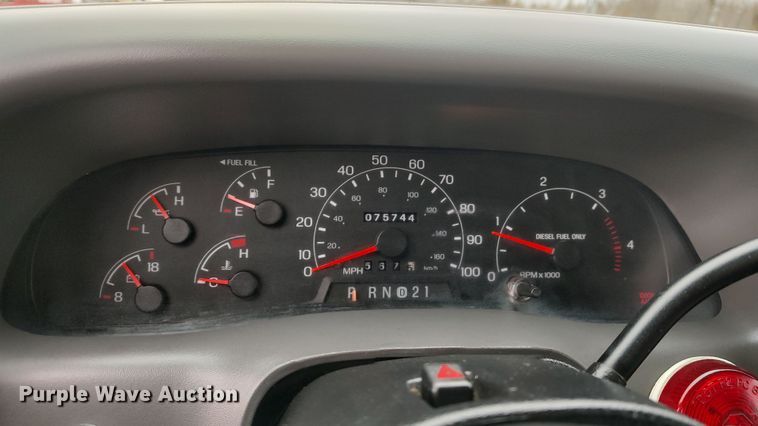 image for item LA9292 2001 Ford F550  truck cab and chassis