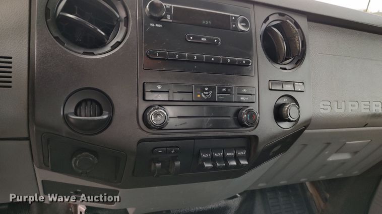 image for item LA9293 2012 Ford F550  utility / service truck